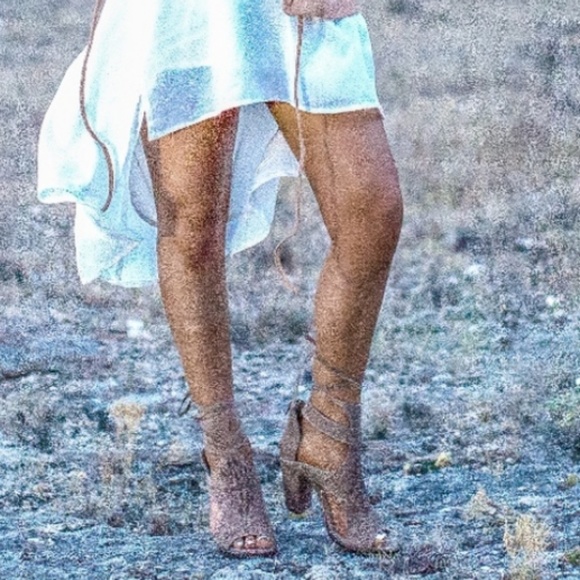 Union of Angels strappy heels - Picture 2 of 5